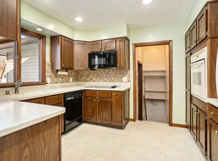 80 W 34th St, Holland, MI 49423