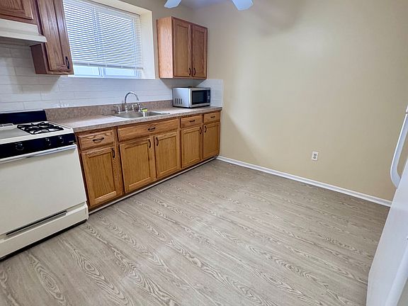 3rd image of 41 Herrick Ave #1