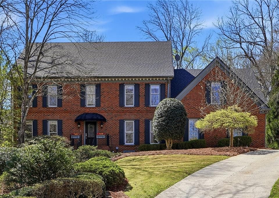 1st image of 7300 Chattahoochee Bluff Dr