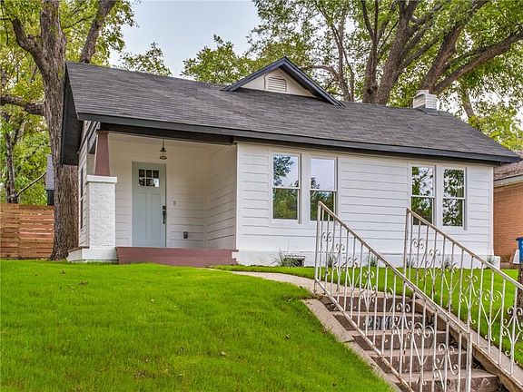 2nd image of 2806 Gladstone Dr