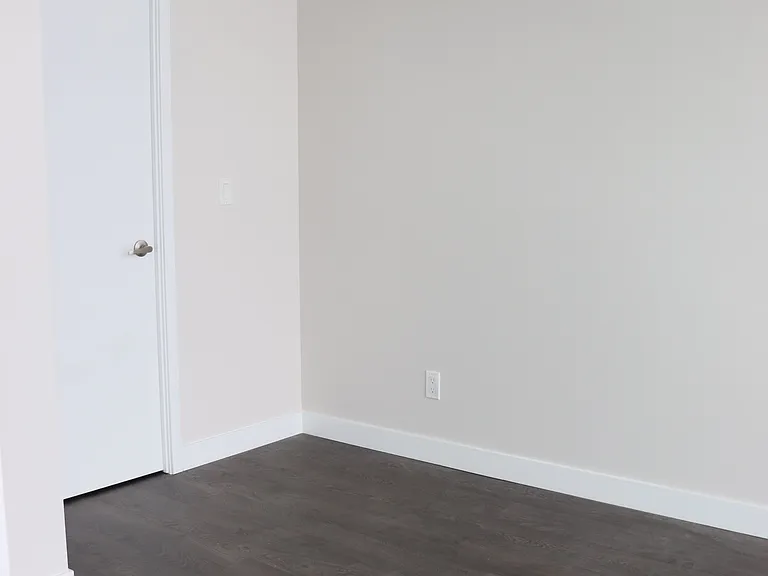 2055 Danforth Ave #903 — Photo 10