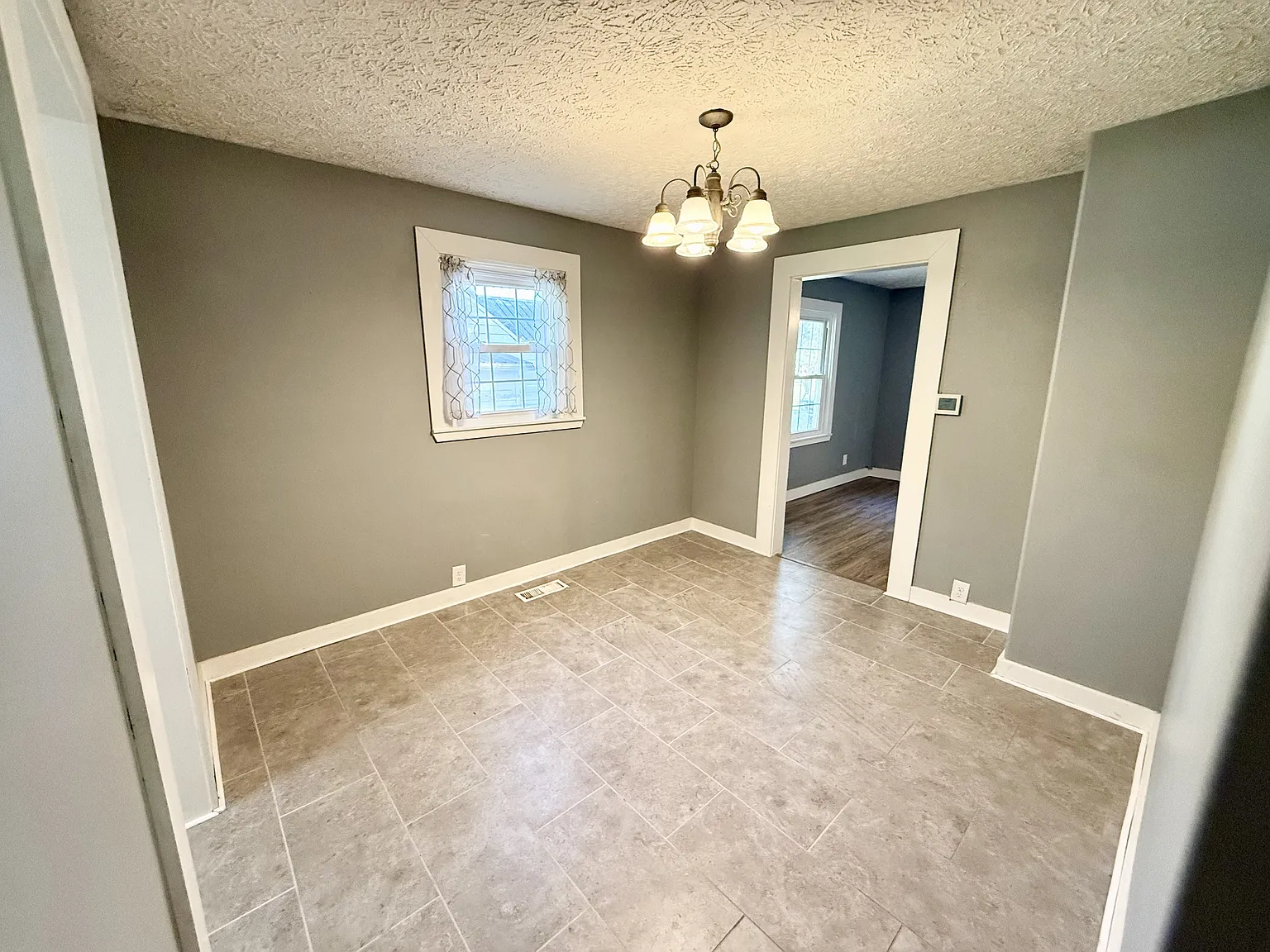 533 Kirkpatrick Avenue - 1 — Photo 4