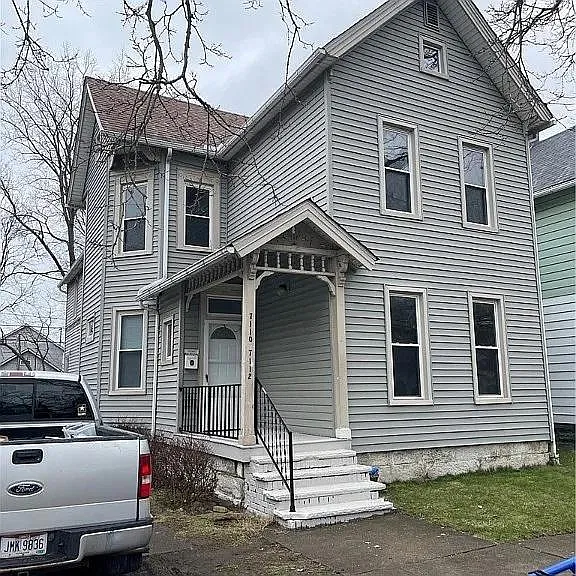 7110 Lawn Ave — Photo 1