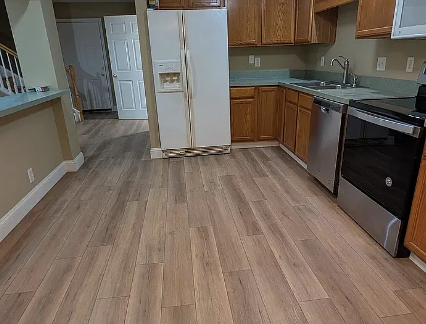 4 bed, 2.0 bath, 1604 sqft, $2,000 — Photo 4
