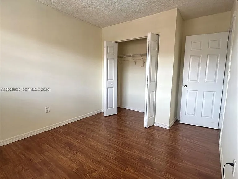 1075 W 68th St #309 — Photo 7