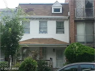 317 W St NE photo 1