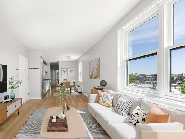 195 Hawthorne Street image 2 of 7