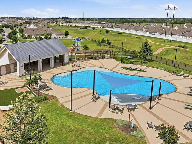 641 Running Creek Dr — Photo 36