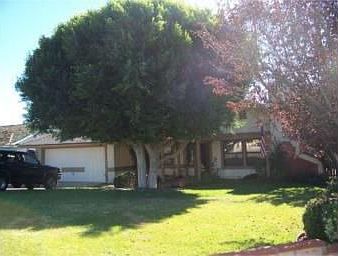 1st image of 2002 E Farland St