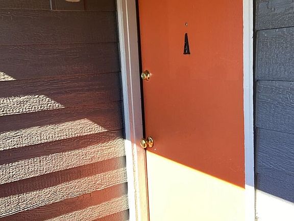 3rd image of 1925 Pecan St APT A