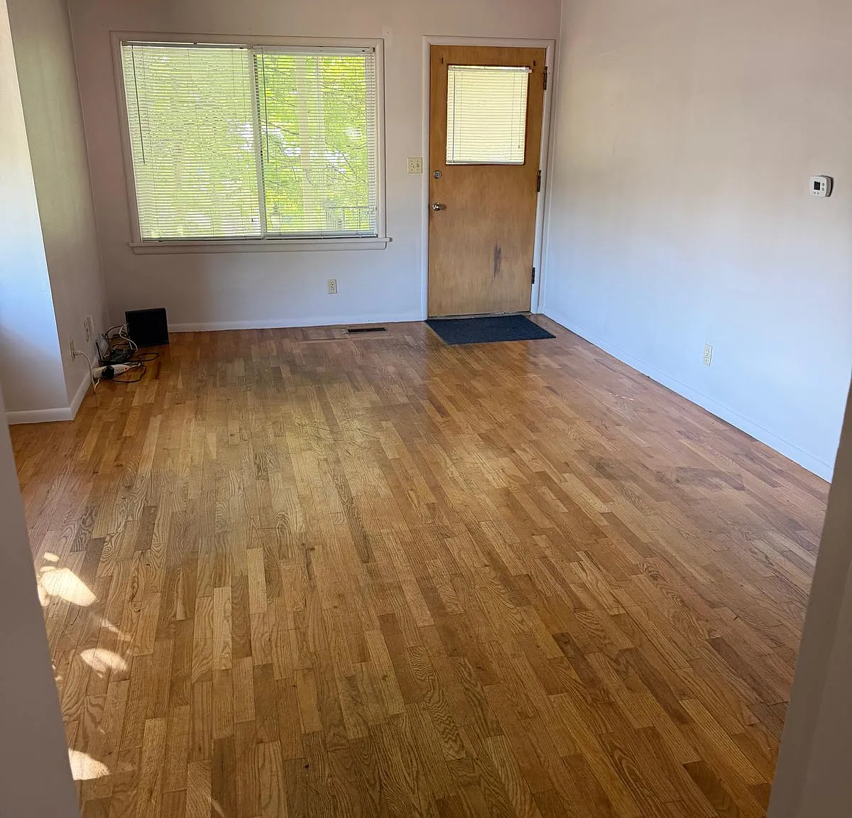 3 bed, 1800 sqft, $3,195 — Photo 3