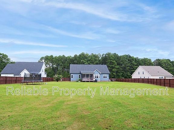 3rd image of 40 Newman Ln