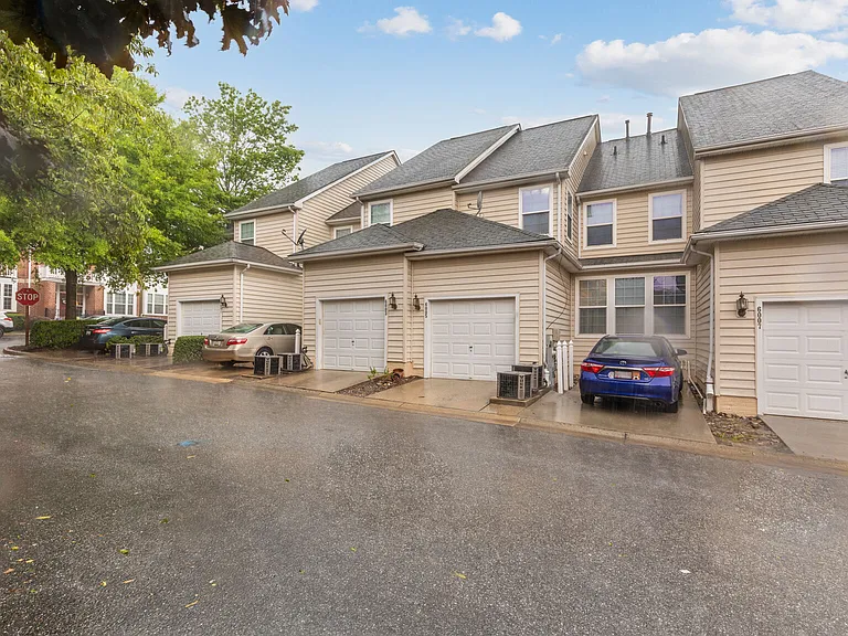 6005 Helmsman Way — Photo 37