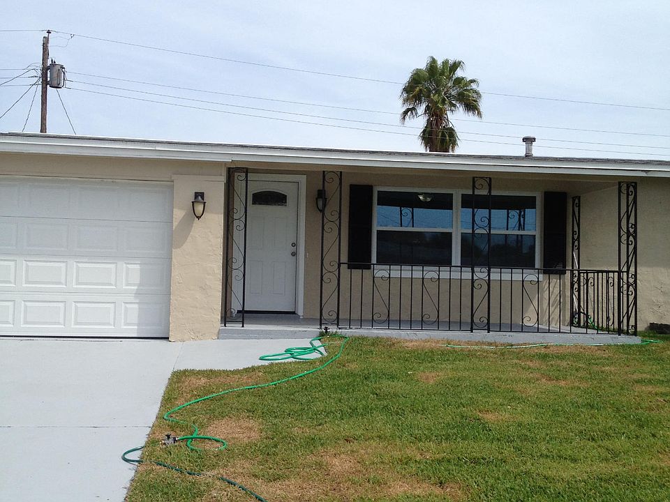 1st image of 250 S Bel Aire Dr
