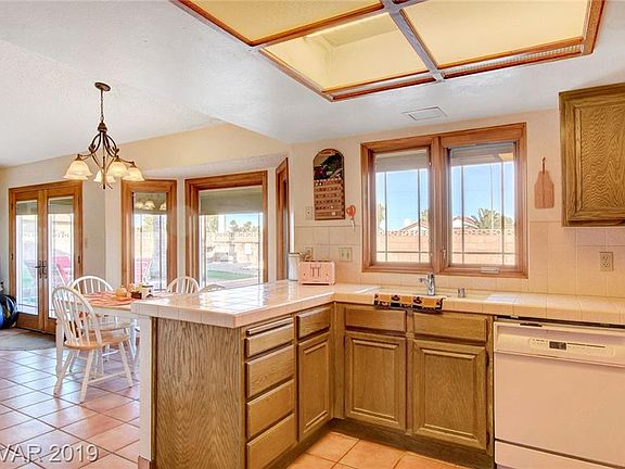 4th image of 1533 Brocado Ln