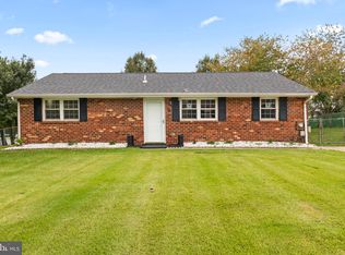 13 Emerson Pl, Newark, DE 19702
