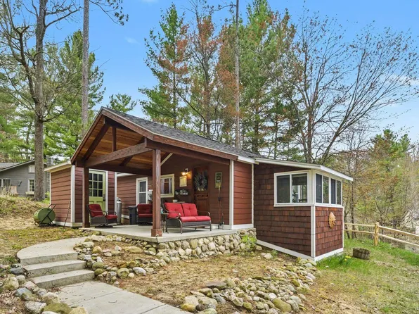 2268 Pinehurst Trl, Traverse City, MI 49696