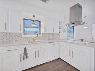 5830 Paisley St, Houston, TX 77096