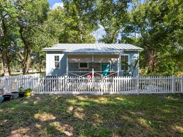 559 18th St E, Bradenton, FL 34208