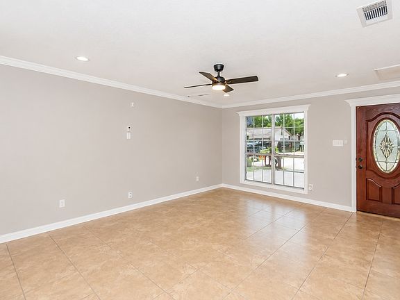3rd image of 1430 Quail Dr