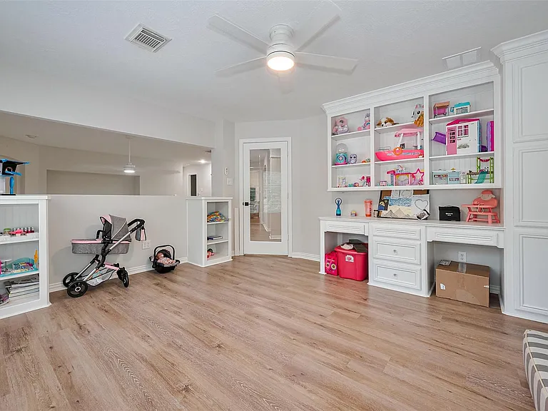 66 Marquise Oaks Pl — Photo 32