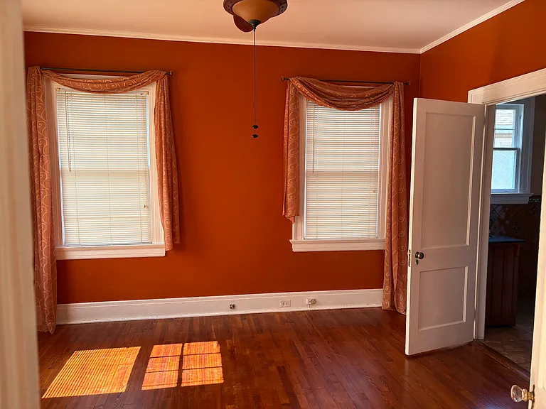 1317 Highland Ave — Photo 5
