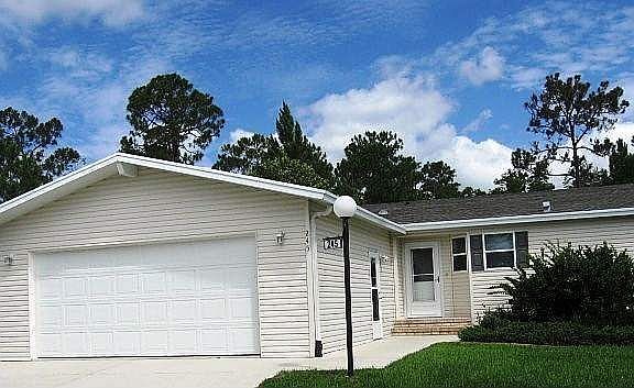 2nd image of 245 Blue Heron Lake Cir