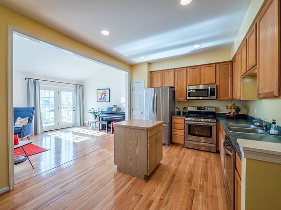 5th image of 43251 Brookford Sq