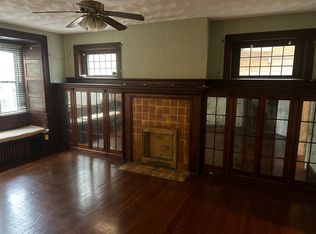 5529 5th Ave #2R, Pittsburgh, PA 15232