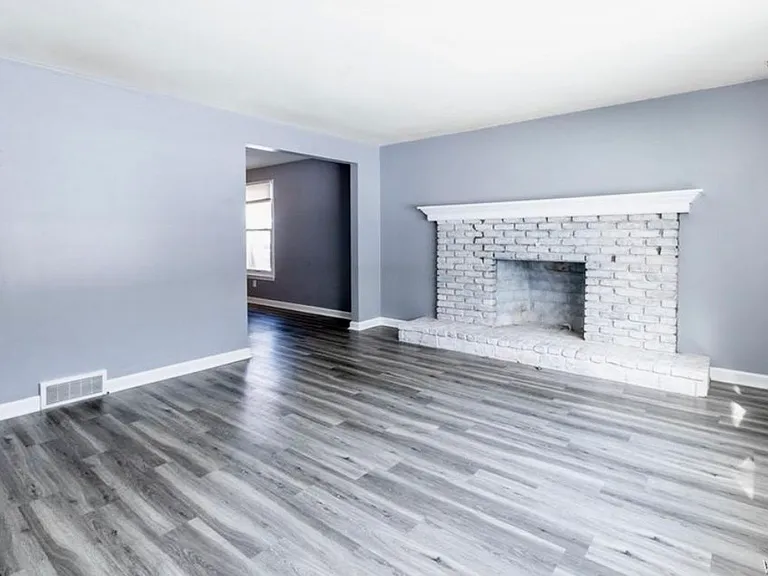 21 Fairgreen Dr — Photo 3