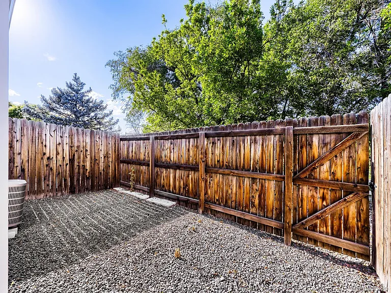 12332 Colorado Blvd #30 — Photo 20