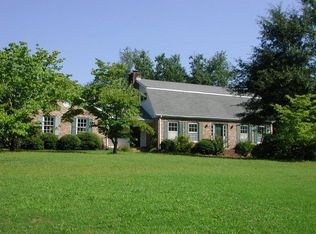 555 Cedar Creek Dr, Athens, GA 30605