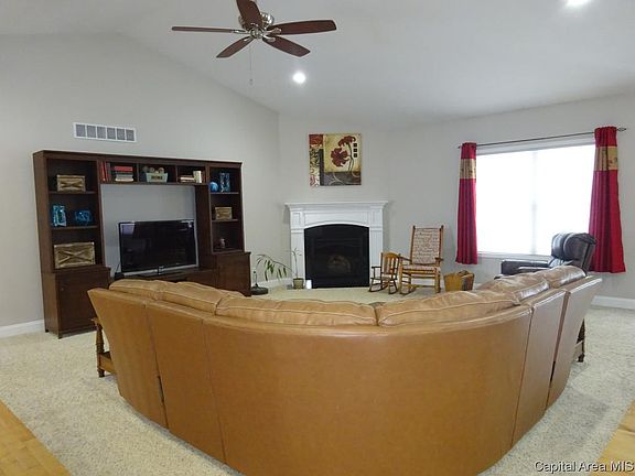 2nd image of 1432 Horse Creek Trl