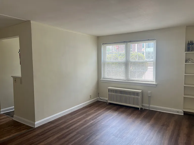 46 Main St #1 — Photo 3