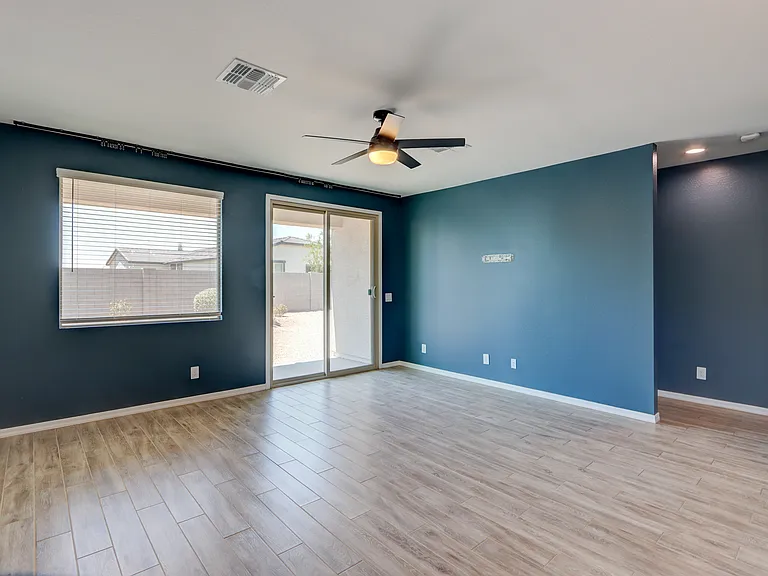 35879 W Santa Barbara Ave — Photo 26