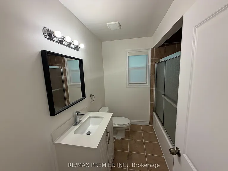 9 Blaydon Ave — Photo 10