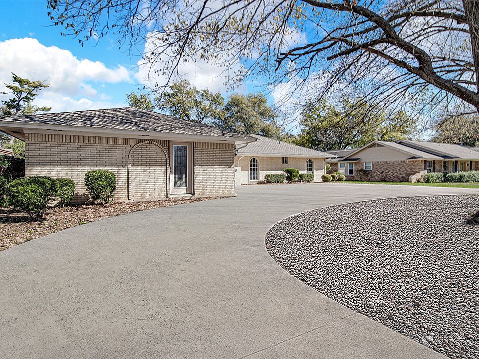 1st image of 4266 Balboa Dr