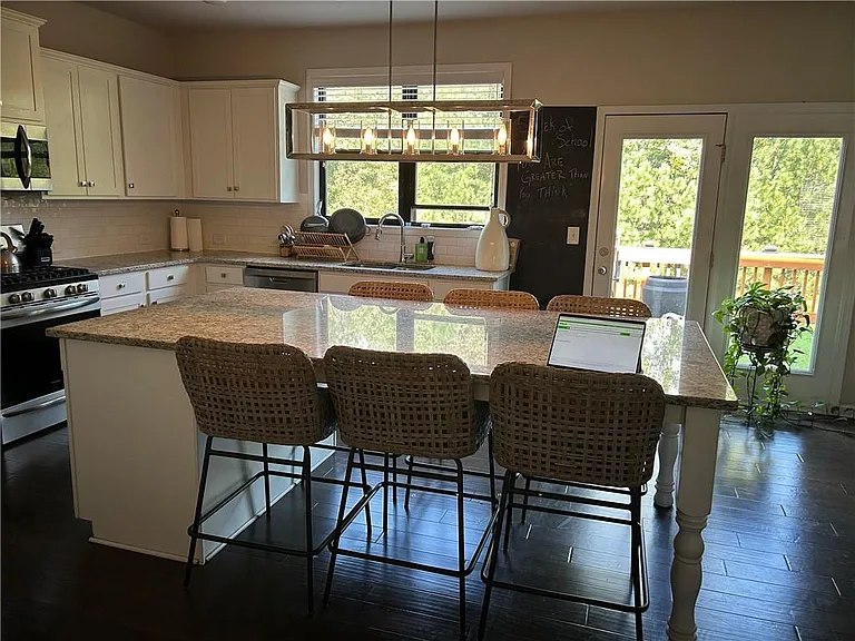 3137 Cove View Ct — Photo 3