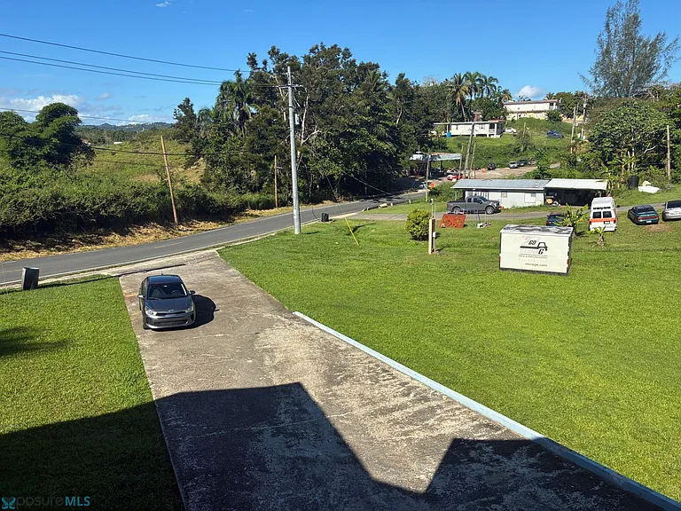 - Camino De Cuchillas, Moca Pr 4/3 — Photo 40