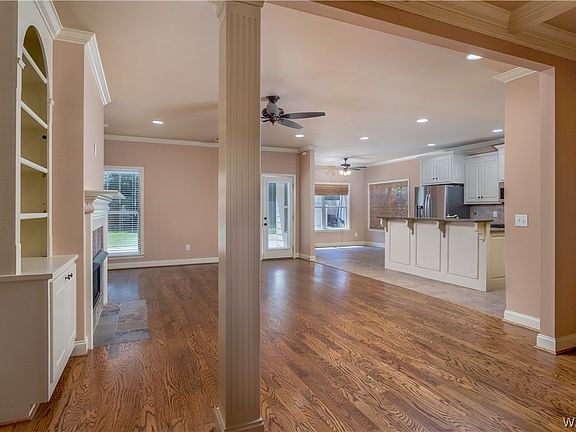 5th image of 4991 Easton Dr