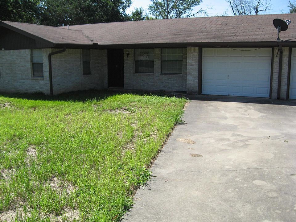 1st image of 124 Secluded Oaks #A