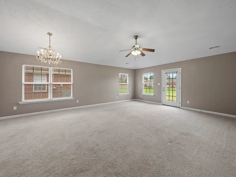 409 Summer Cove Cir NW — Photo 15