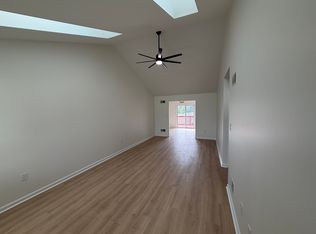 43 Knollwood Rd, Millersville, PA 17551
