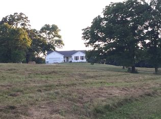 427 Louisville Rd, Bowling Green, MO 63334