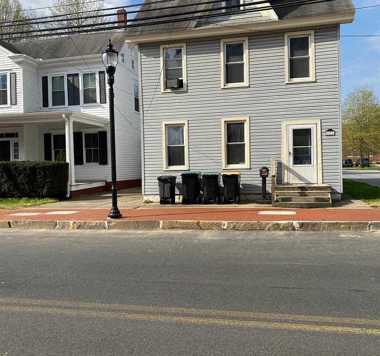 2nd image of 121 S Main St