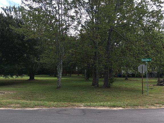 2nd image of 3705 Zacoma Dr