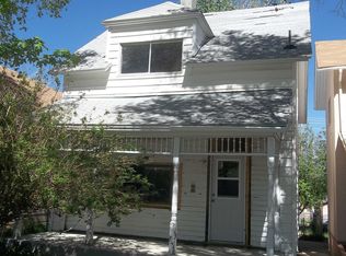 421 N 3rd St, Raton, NM 87740