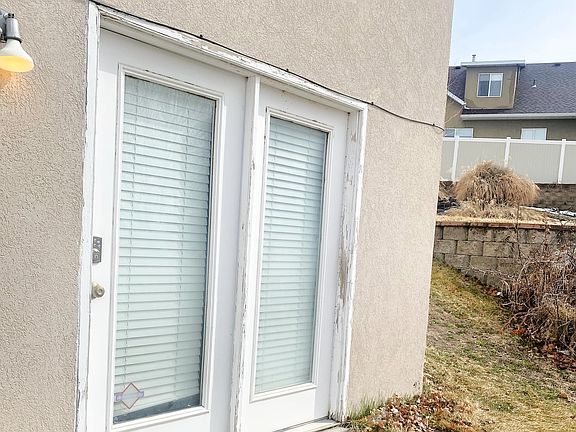 2nd image of 1598 N Summer Crest Dr