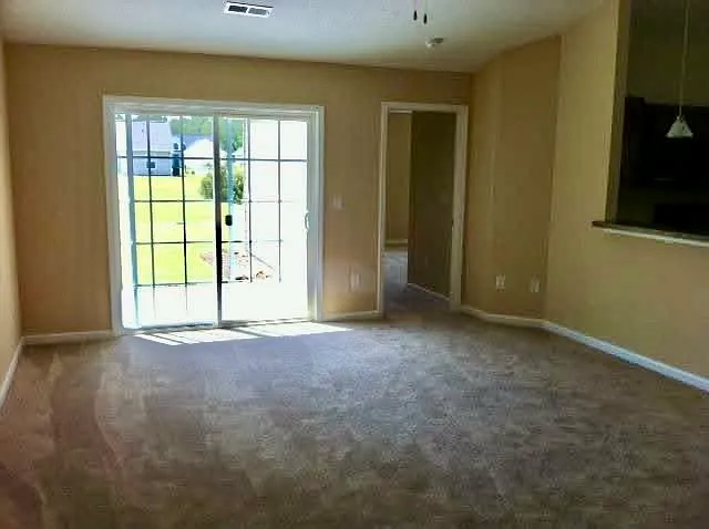 505 Bagley Dr — Photo 6