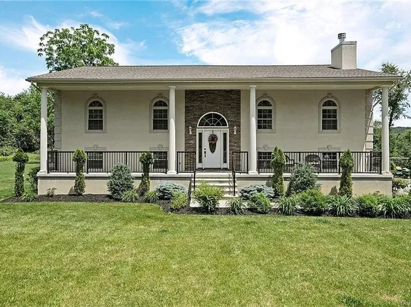 444 Fostertown Rd, Newburgh, NY 12550